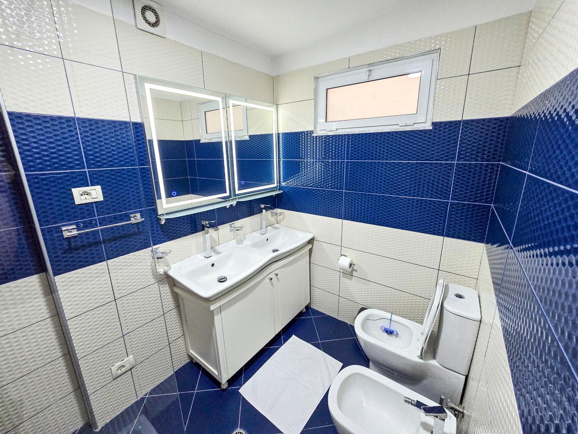 Lake Park 2Br Apartment Tiran Dış mekan fotoğraf